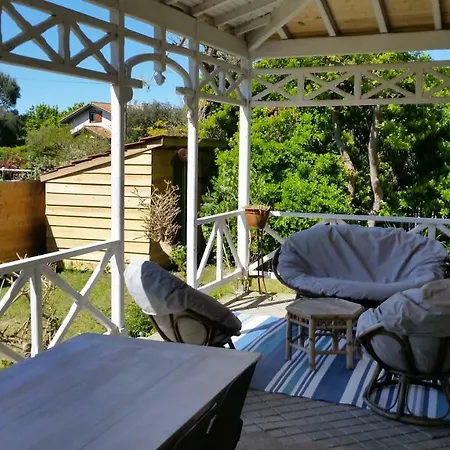 Dom wakacyjny Demeure 300m De La